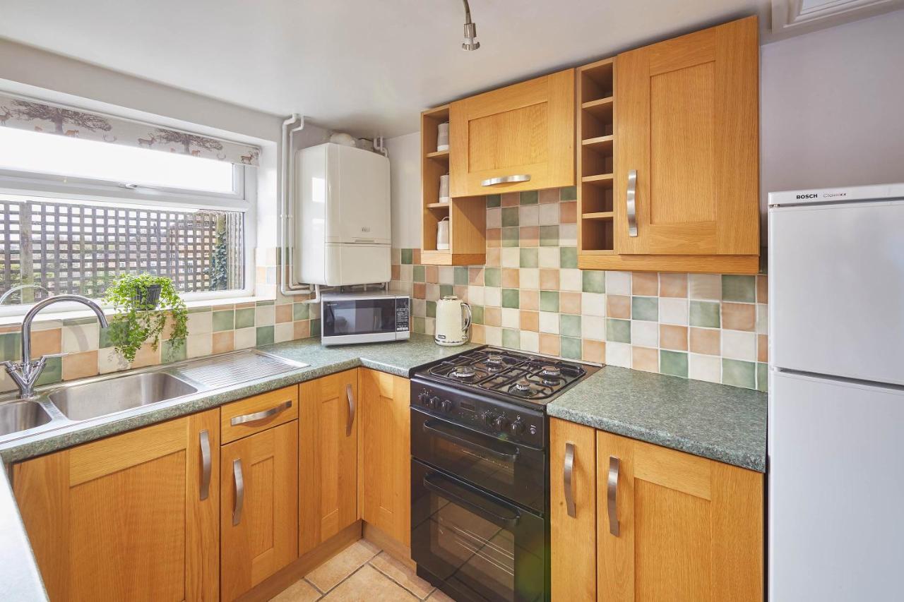 קירקבימורסייד Host & Stay - Dove Grey, 25 West End מראה חיצוני תמונה